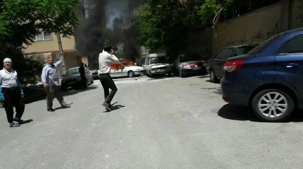  آتش سوزی وحشتناک پژو پارس در  رسالت/ ماشین جزغاله شد + عکس 