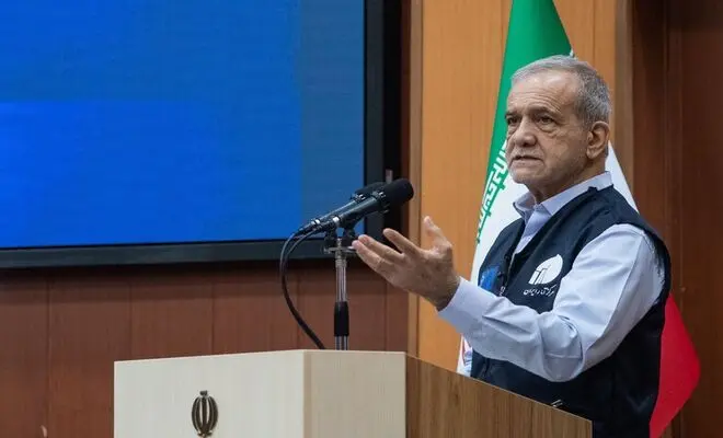 پزشکیان: باید از وضعیت نه جنگ و نه صلح خارج شویم/ رهبر گفت بروید و تمامش کنید، این نامردها نگذاشتند/ به خاطر این شرایط مردم زیادی به نان شب گرفتار شدند