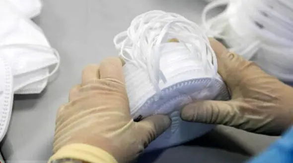 ماسک و دستکش نذر کنید