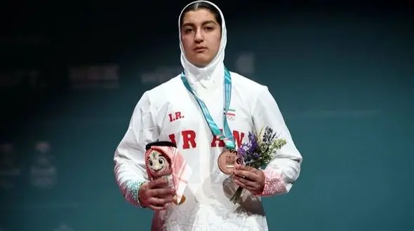 پایان کار زهرا حسینی وزنه بردار ایرانی با مدال برنز حرکت یک ضرب