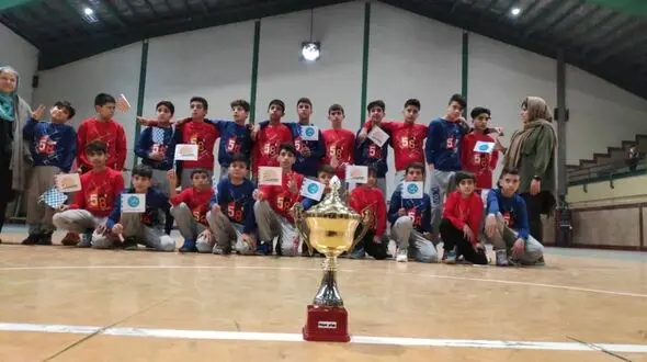 دربی سرخابی‌ها برای کودکان کار