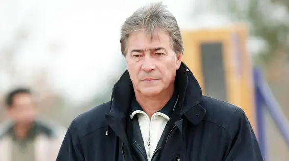 عکس دیده نشده از ناصر حجازی در خیابان های لندن