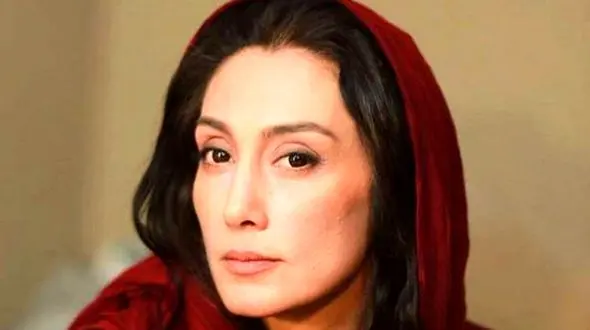 تونل زمان؛ هدیه تهرانی زیباترین بازیگر زن سینمای ایران در دهه ۵۰ در زمان شاه