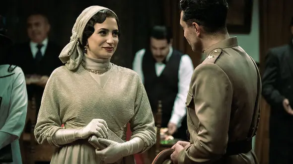 سکانسی از سریال خاتون که این روزها تماشایی شد ! / افتضاح بازیگران چه بود ؟!