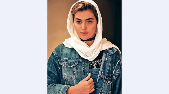 ریحانه پارسا را همین پسر عجیب بس ! + عکس ها