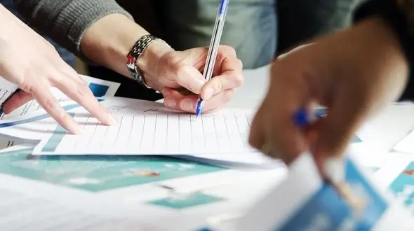 کدام تعاونی ها قدرت داشتند فساد کنند؟ / بانک مرکزی نظارت کند و صورت مسئله را پاک نکند