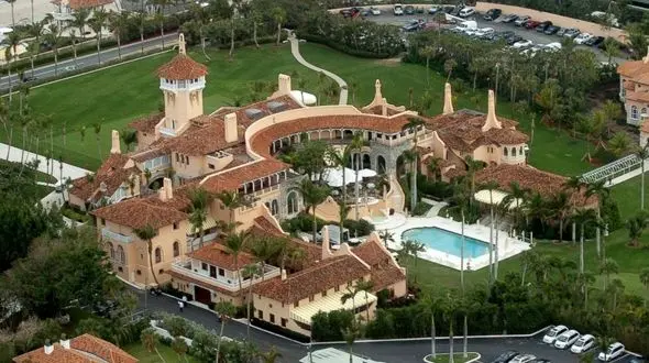 تصاویر جدید ترامپ در فلوریدا بعد از تحویل قدرت به بایدن