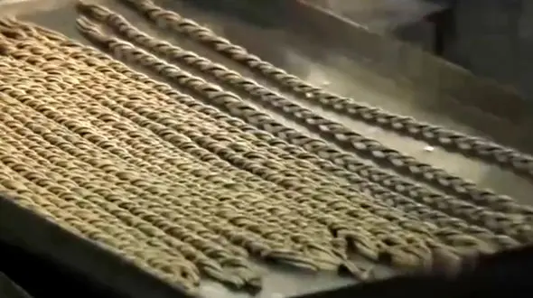 فیلم تولید شکلات نوستالژی ایران