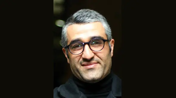 زیبایی جادویی خواهر بی حجاب پژمان جمشیدی ! / شانس داشت شبیه برادرش نشد !