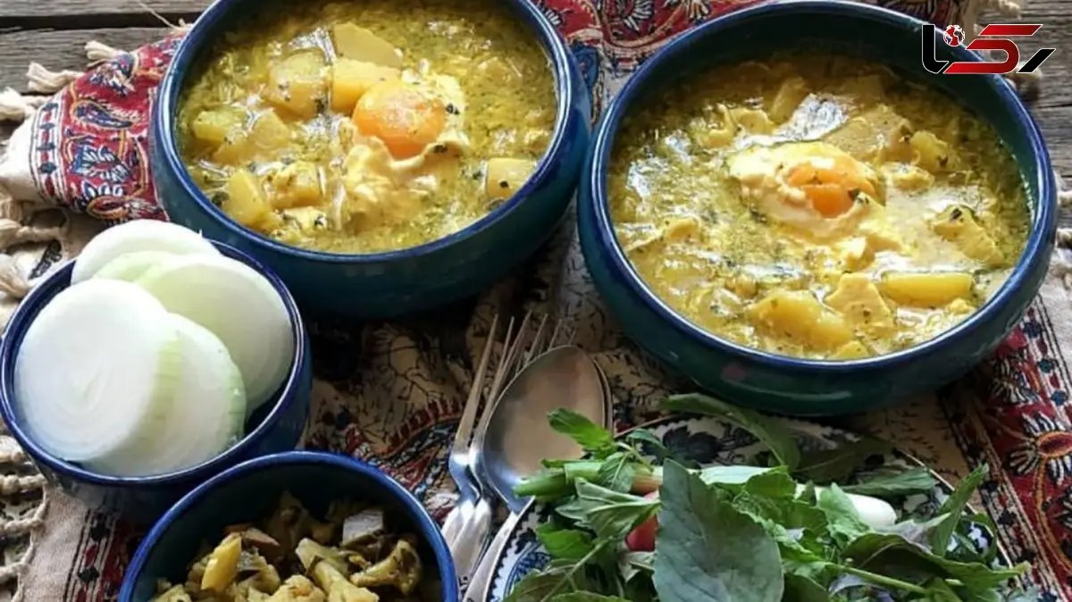 طرز تهیه اشکنه پای ثابت آشپزخانه‌ های قجری