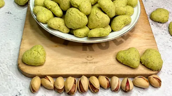 طرز تهیه شیرینی سنتی کرمان مناسب برای نوروز + فیلم