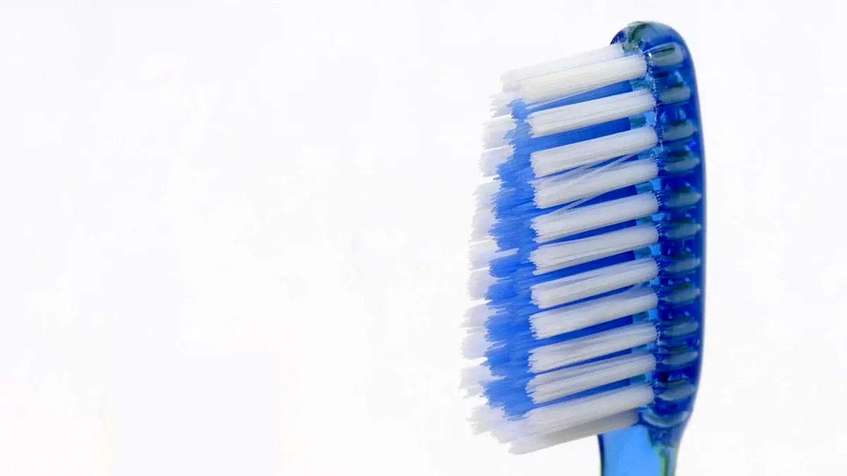 یک ترفند ساده اما فوق‌العاده کاربردی برای سوزن نخ کردن