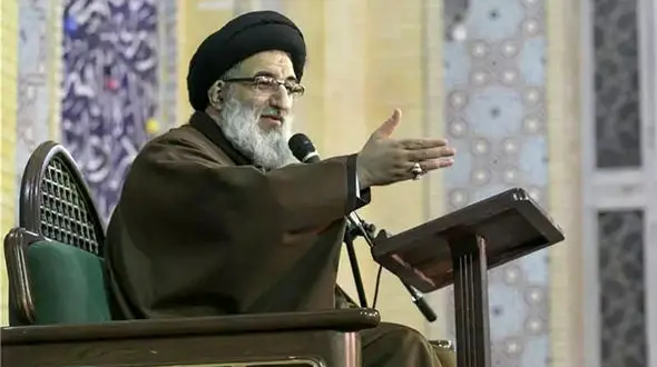 دفاع یک امام جمعه از حمله‌ی پاکستان به ایران