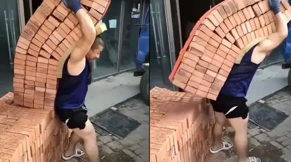 ببینید /  توانایی عجیب مرد جوان برای حمل آجرها  + فیلم              