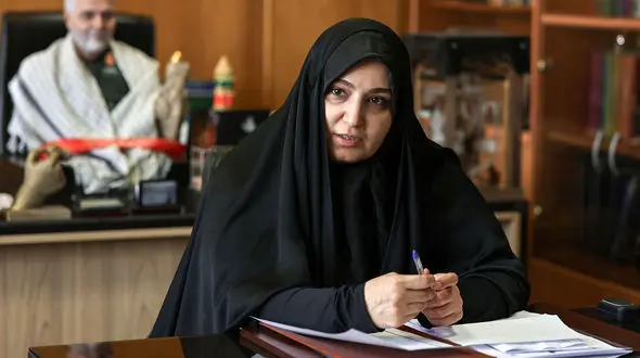 پیشنهاد نرجس سلیمانی؛ باتوجه به منش رهبر انقلاب باغ کتاب به نام ایشان مزین شود