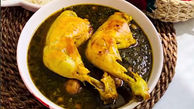 طرز تهیه خورشت کردی شبیه قورمه سبزی + فیلم