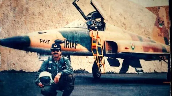 پرواز جاودانه خلبان افسانه‌ای ایران / امیر سرتیپ شیرافکن همتی به یاران شهیدش پیوست + عکس