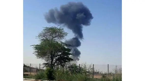 آتش سوزی در پتروشیمی آبادان +عکس