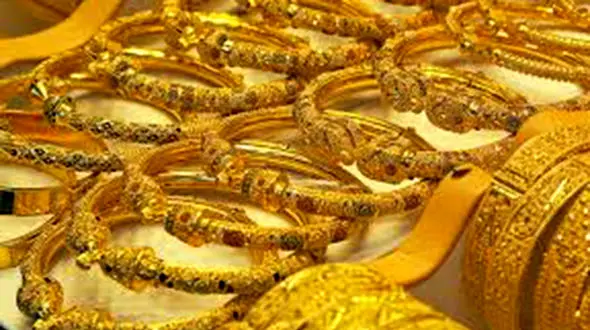 زن آشنا دزد طلاهای میلیاردی یک خانه بود 