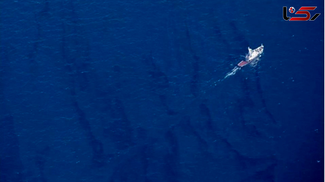 ۴ لکه آلودگی نفتی نفتکش سانچی در دریای چین؛ از ۵.۵ کیلومتر تا ۴۸ کیلومتر+عکس 