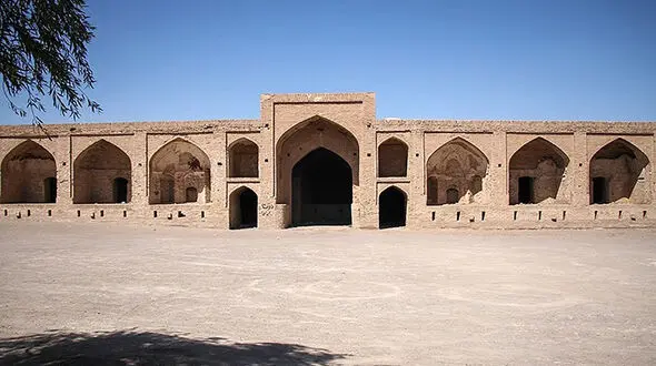 آزادسازی حریم کاروانسرای شاه‌عباسی و تثبیت مالکیت تپه چال‌خندق در سمنان