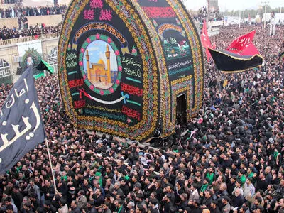 فرهنگ محرم در استان‌ های مختلف ایران؛ از نخل‌ گردانی یزد تا گِل‌ مالی لرستان