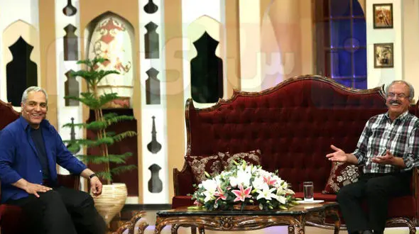 رضا نیکخواه پیژامه مهران مدیری را به عنوان لباس پوشید ! + فیلم 