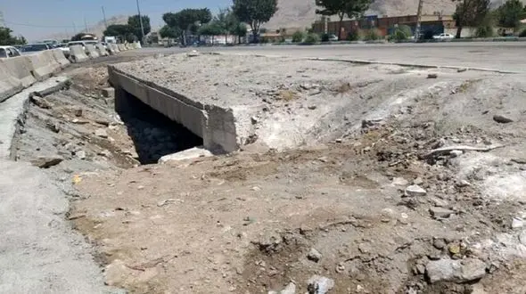 سرقت میلگرد پل‌های بین شهری در جاده امیدیه / تهدید جان و مال مردم نتیجه این سرقت ها