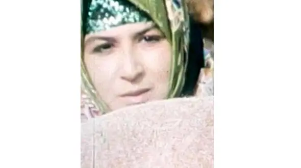 این عکس کدام خانم بازیگر معروف ایرانی است؟ / حدس بزنید!