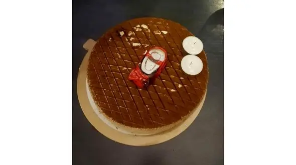 اقدام ناجور یک زن با کفش دخترانه یکی از قربانیان سقوط هواپیمای اوکراین+ عکس