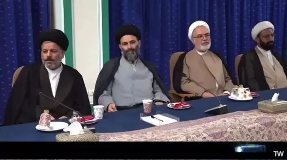 وزیر ارشاد ممنوع‌التصویر است!