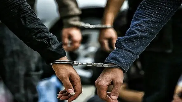 پایان شرارت 2 شرور خطرناک در شیراز / خودروهای مردم را تخریب کردند