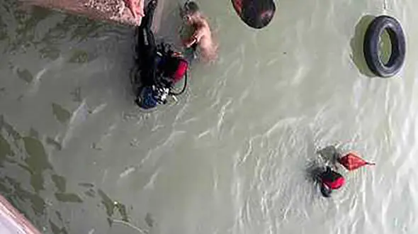 عکس تلخ از غرق شدن کودک 7 ساله شیرازی در استخر 4 متری کشاورزی