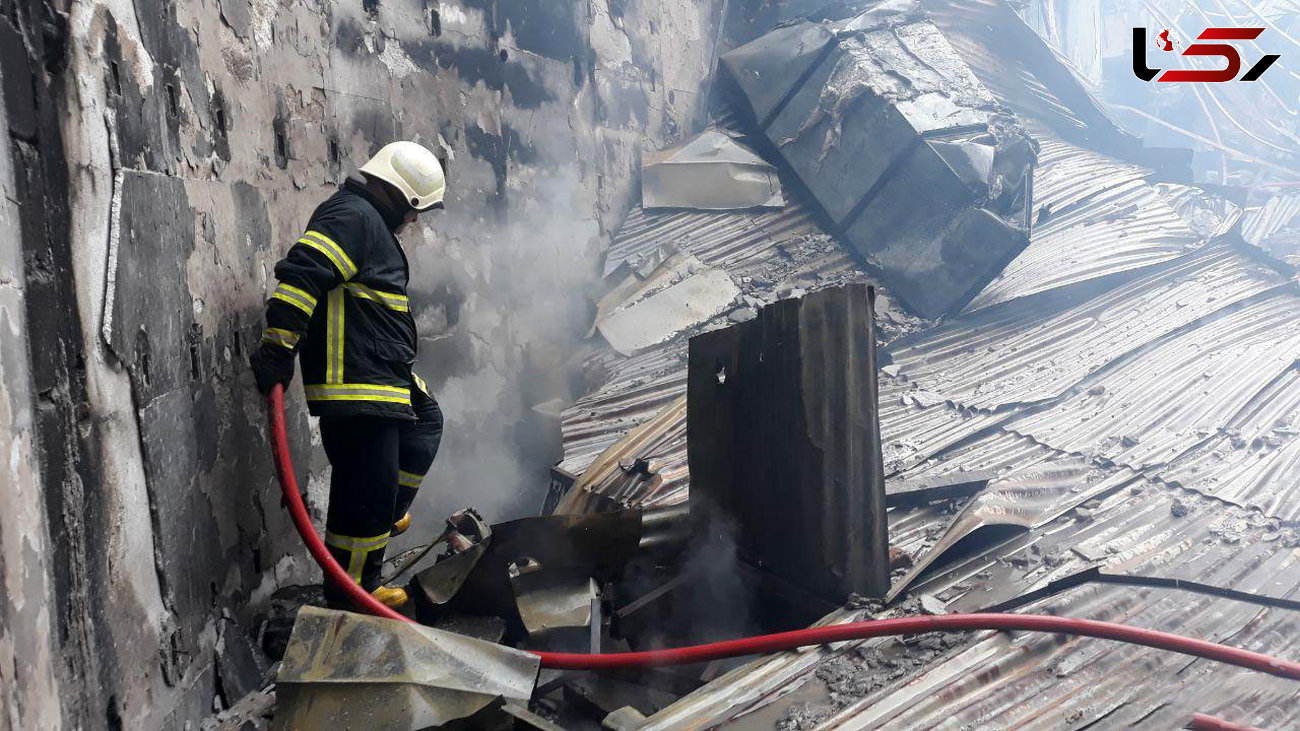 آتش سوزی در پاساژ خیام بازار تهران