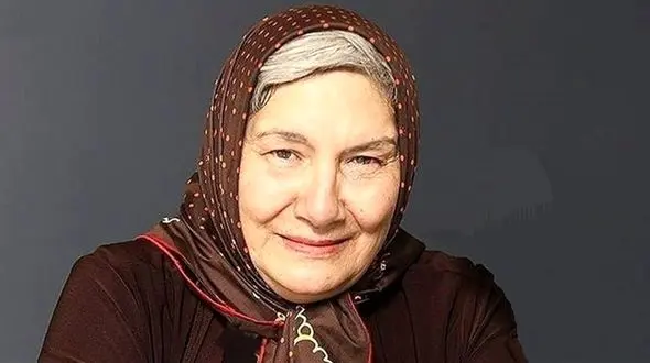 مه لقا خانم نون‌خ و فرزندش در خانه‌ شیکشان با دکوراسیون لاکچری! / رونمایی از نوه خوشگلش که حاشیه ساز شد!