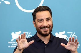 منتشر شد / نماهنگ هوایی شدی با صدای محسن یگانه با بازی پریناز ایزدیار و نوید محمد زاده + فیلم 