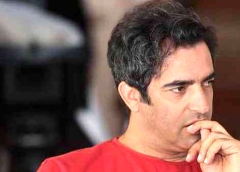 جشن تولد لاکچری منوچهر هادی با خلاقیت اوستا قناد برای پخت کیک مینیمال و شیک بعد از طلاق از یکتا ناصر / با حضور علی سخنگو و همسر بازیگرش