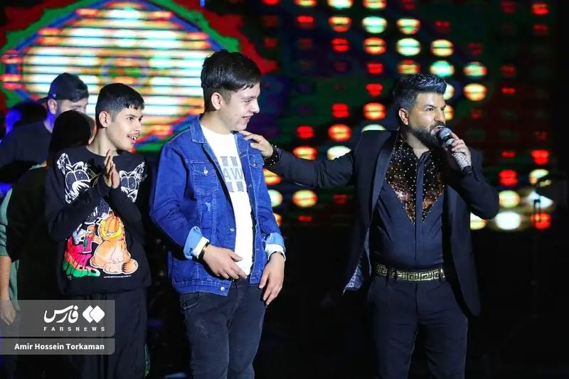 تصاویر: کنسرت مجید خراط‌ها در همدان به نفع بیماران اتیسم