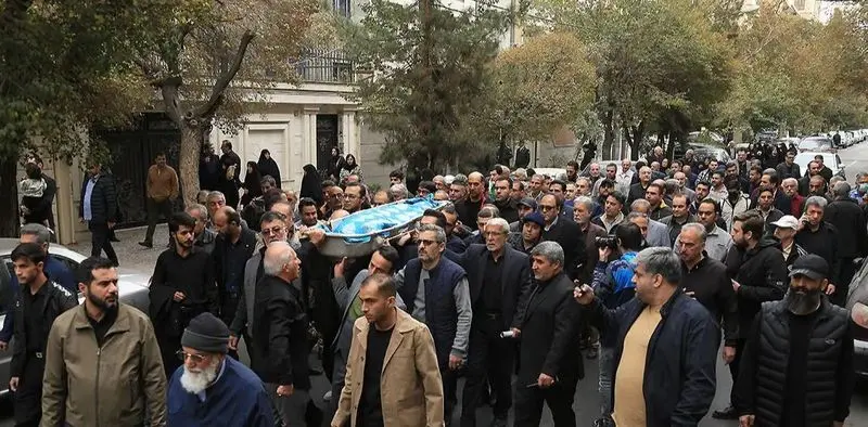 تشیع جنازه خواهر احمدی نژاد 