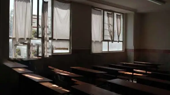  پلمپ مدرسه تازه‌ساز در تنکابن / دانش آموزان شوکه شدند