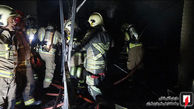 عملیات 125 برای مهار آتش در استخر یک مجموعه ورزشی + عکس