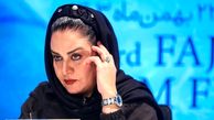 چادر سر کردن زیبای مریلا زارعی و لحظه خادم شدنش در حرم حضرت معصومه(س) در قم/ چقدر برازنده و اصیل+عکس