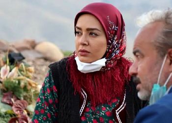 عکس جالب ندا قاسمی بازیگر نقش شیرین در مجموعه نون خ از خودش در یک شهر زیرزمینی  | گلی شی