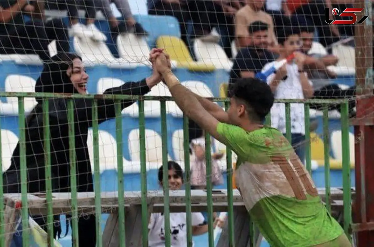 شادی احمدرضا منصورزاده بازیکن تیم فوتبال ساحلی پاس جوان گناوه + عکس