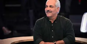 مهران مدیری در بیمارستان بستری شد / فیلمبرداری سریال «ریمنی» متوقف شد