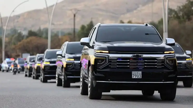  رژه بزرگ پلیس سوریه با حضور ناوگان تازه‌نفس خودروهای جدید و پرواز بالگردها