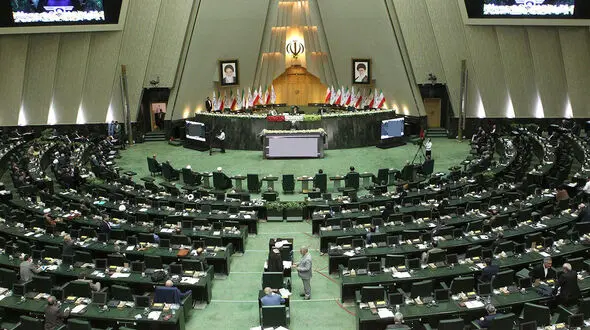 بررسی صلاحیت پاستورنشینان پیشنهادی در ایستگاه بهارستان /نمره قبولی وزرای جوان