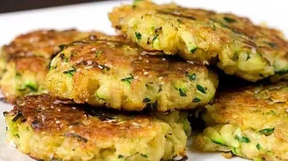 کوکوی مرغ و پیازچه