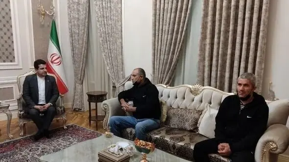آزادی 2 راننده بازداشت شده ایرانی در جمهوری آذربایجان + عکس