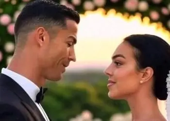 فیلم / نگاهی به عروسی شاهانه رونالدو و جورجینا با حضور خیره کننده نازنین بیاتی ،هوتن شکیبا ، بهاره رهنما ، صابر ابر و مسی  /  از تیپ و استایل ایرانی ها تا لباس عروس جورجینا و ...